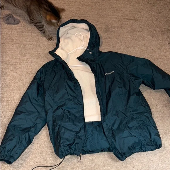 Columbia forest green Performance Jacket with Hood and Insulation - Picture 1 of 3